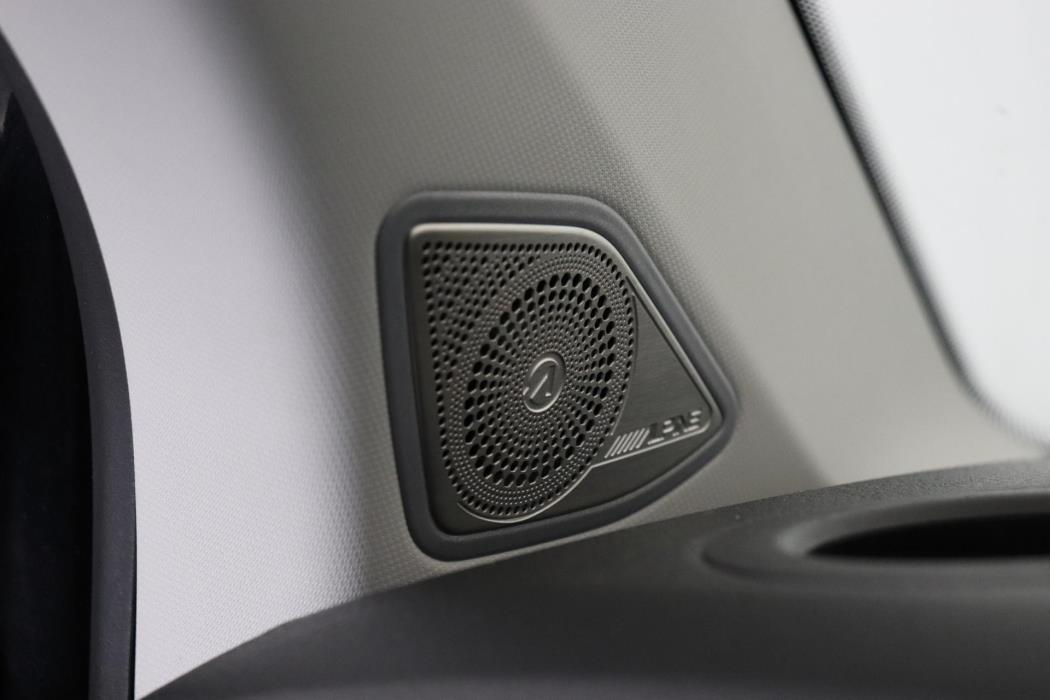 VOLKSWAGEN Transporter 2023