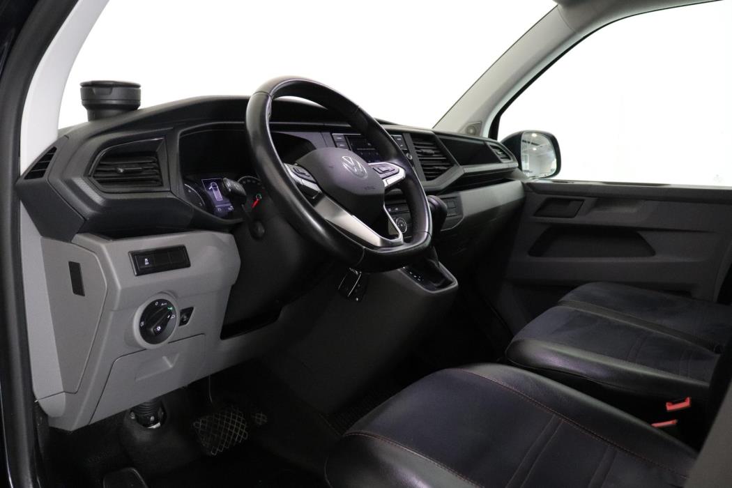 VOLKSWAGEN Transporter 2023