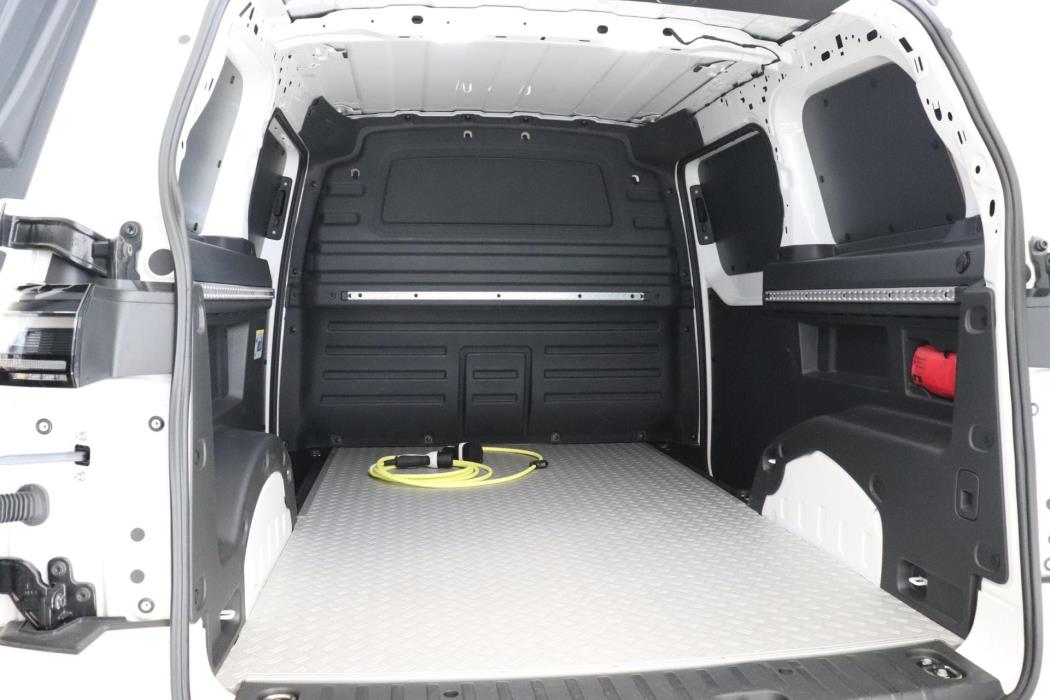 VOLKSWAGEN ID. Buzz Cargo 2025