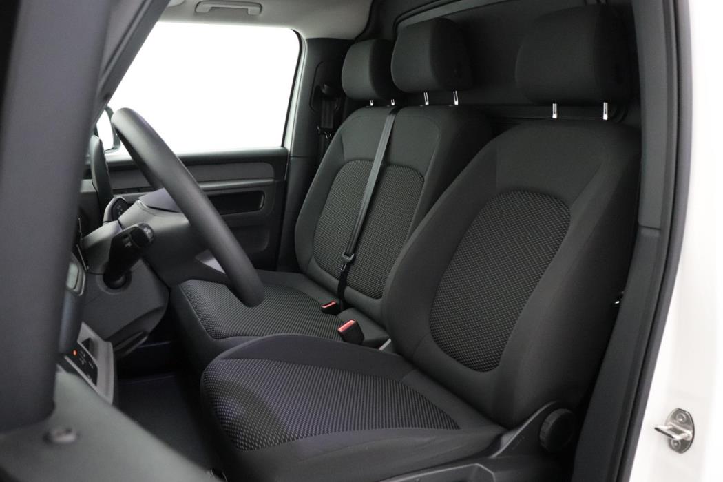 VOLKSWAGEN ID. Buzz Cargo 2025