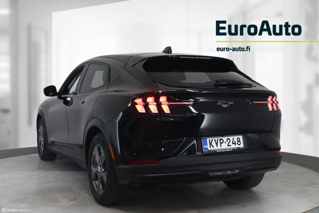 FORD Mustang Mach-E 2022