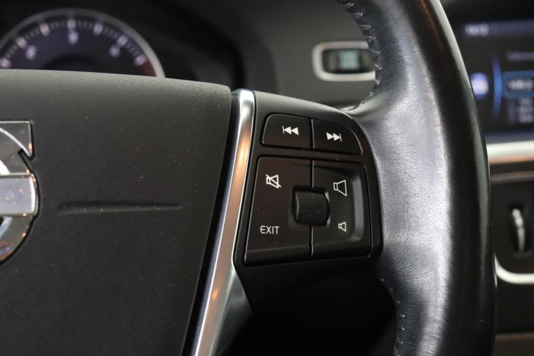 VOLVO V60 2013
