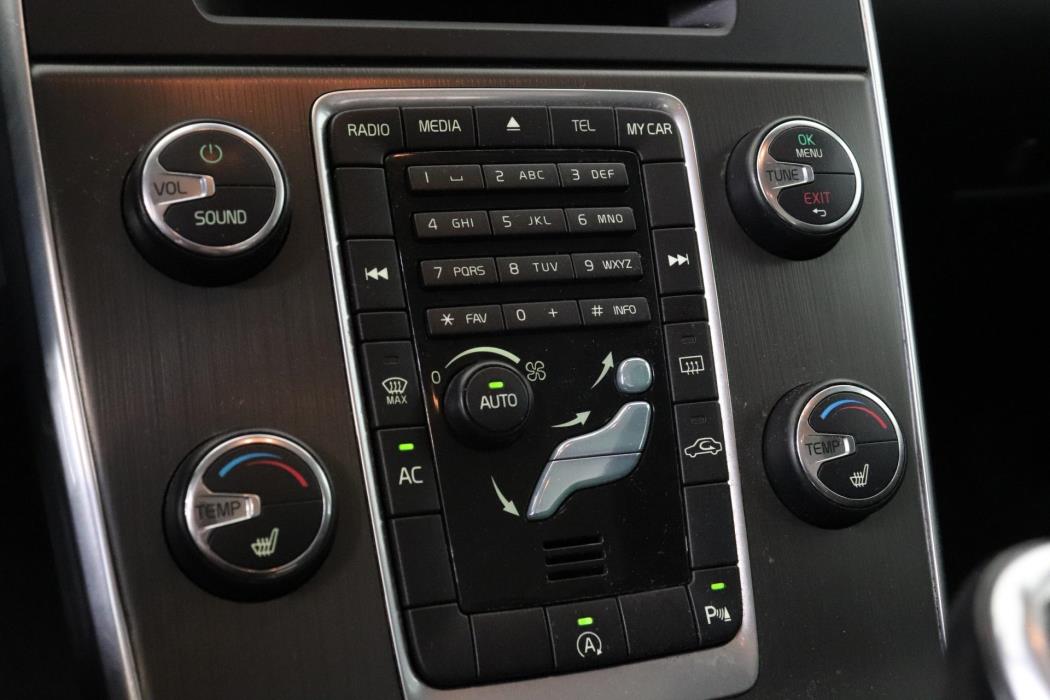 VOLVO V60 2013