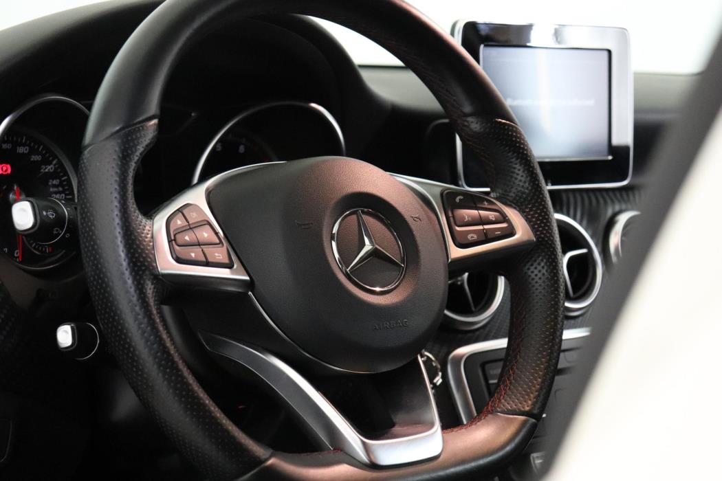 MERCEDES-BENZ A 2016
