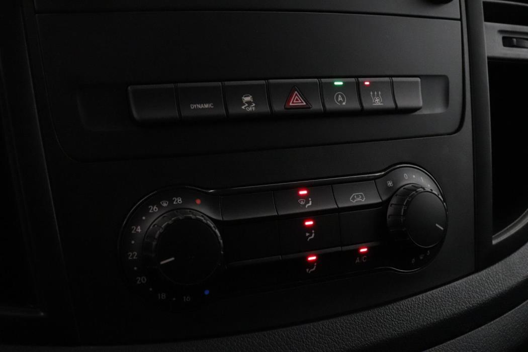 MERCEDES-BENZ Vito 2022