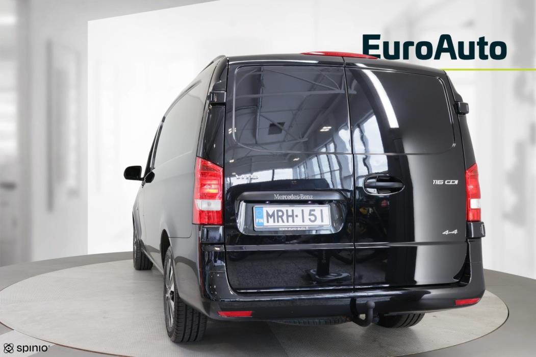 MERCEDES-BENZ Vito 2022