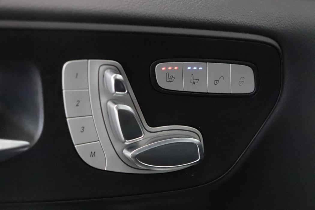 MERCEDES-BENZ EQV 2024