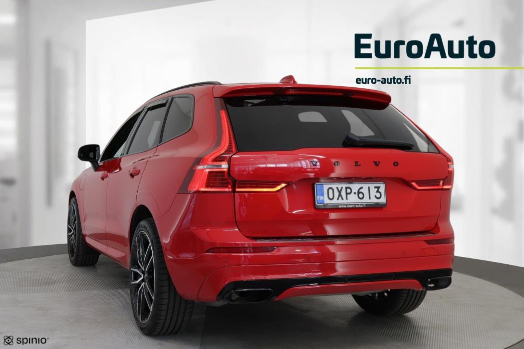 VOLVO XC60 2019