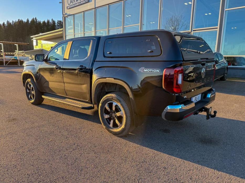 VOLKSWAGEN Amarok 2025