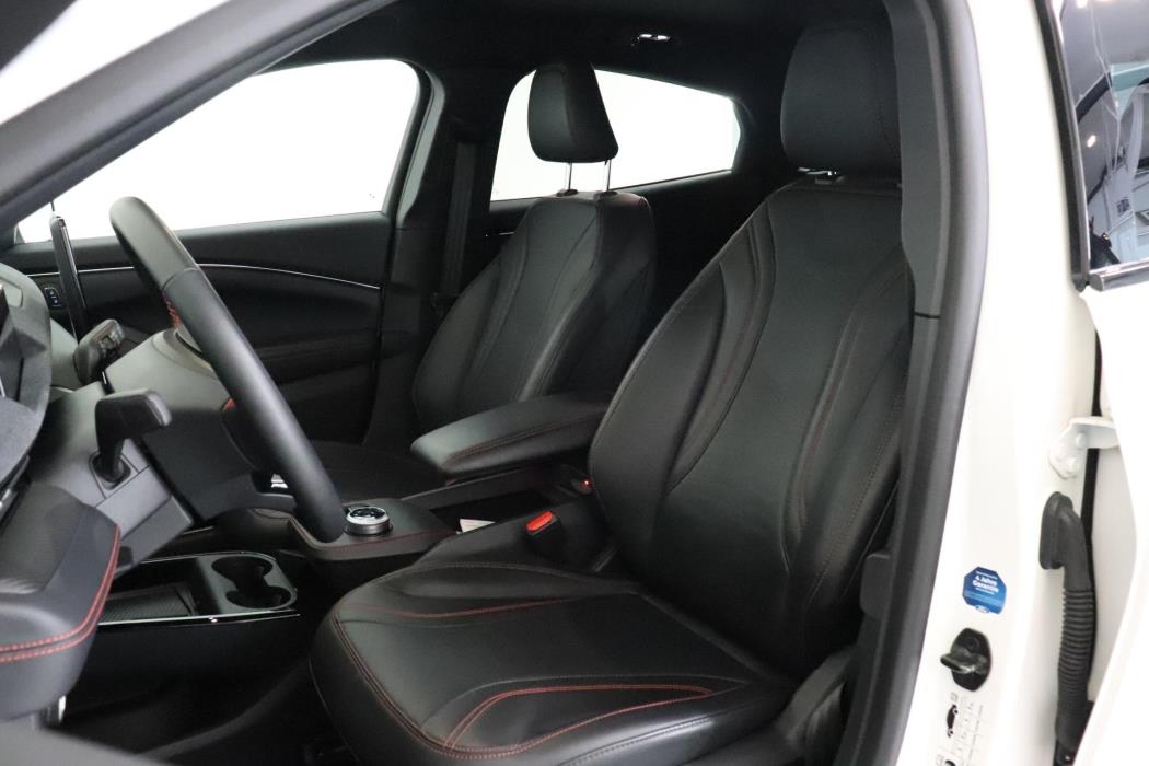 FORD Mustang Mach-E 2022