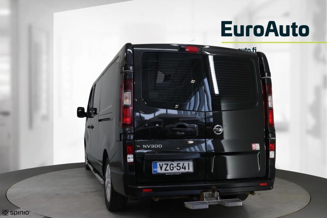 NISSAN NV300 2017