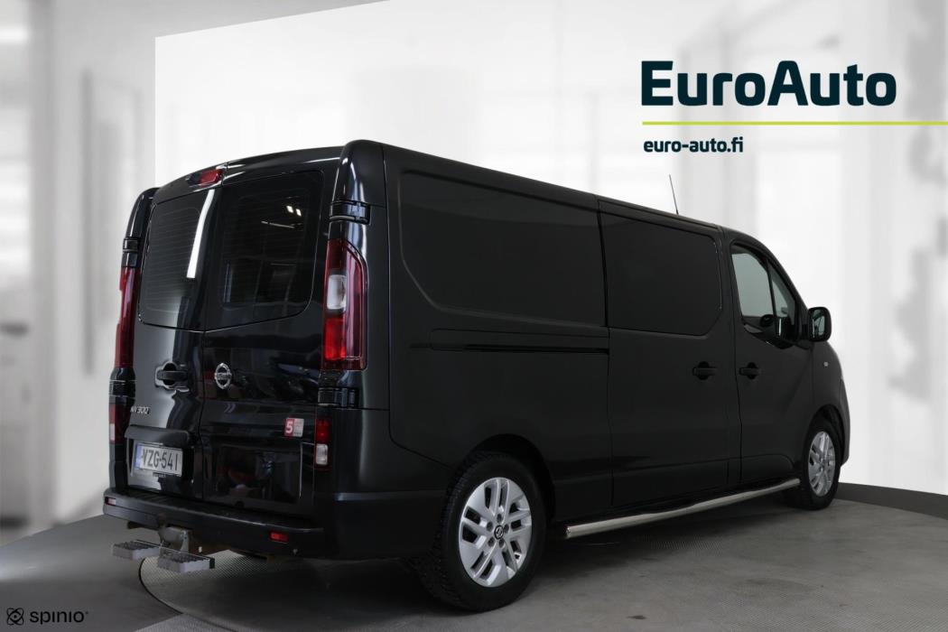 NISSAN NV300 2017