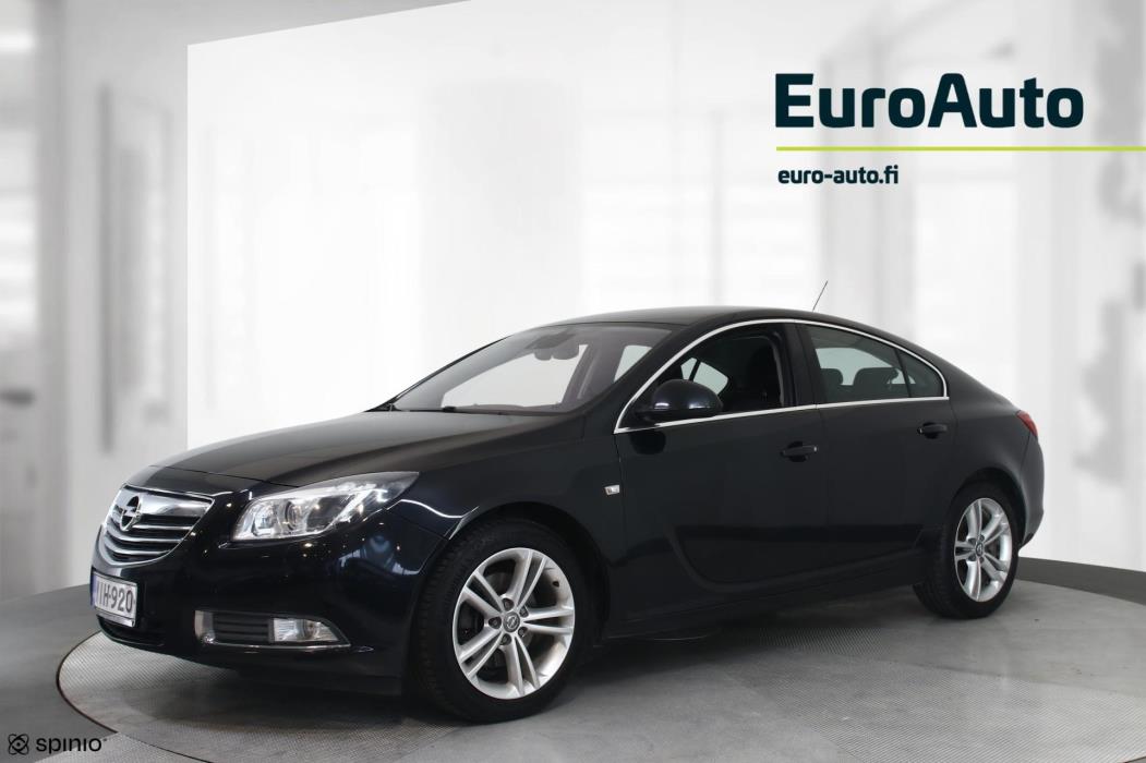OPEL Insignia 2012