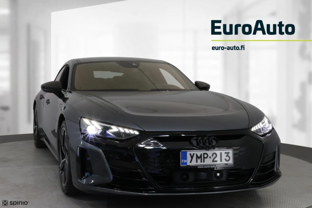 AUDI e-tron GT RS 2022