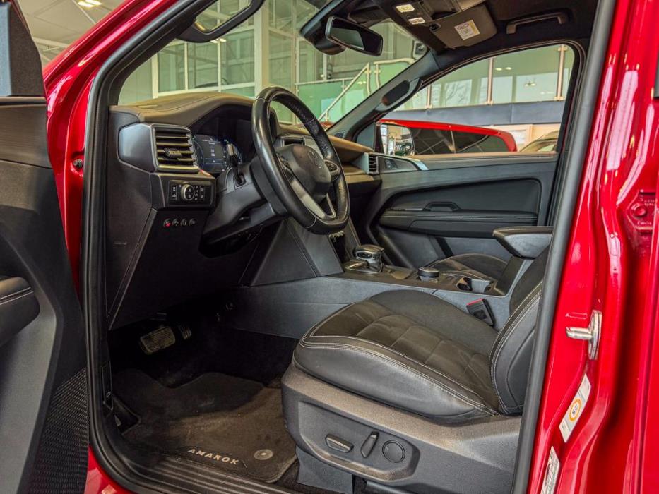 VOLKSWAGEN Amarok 2024