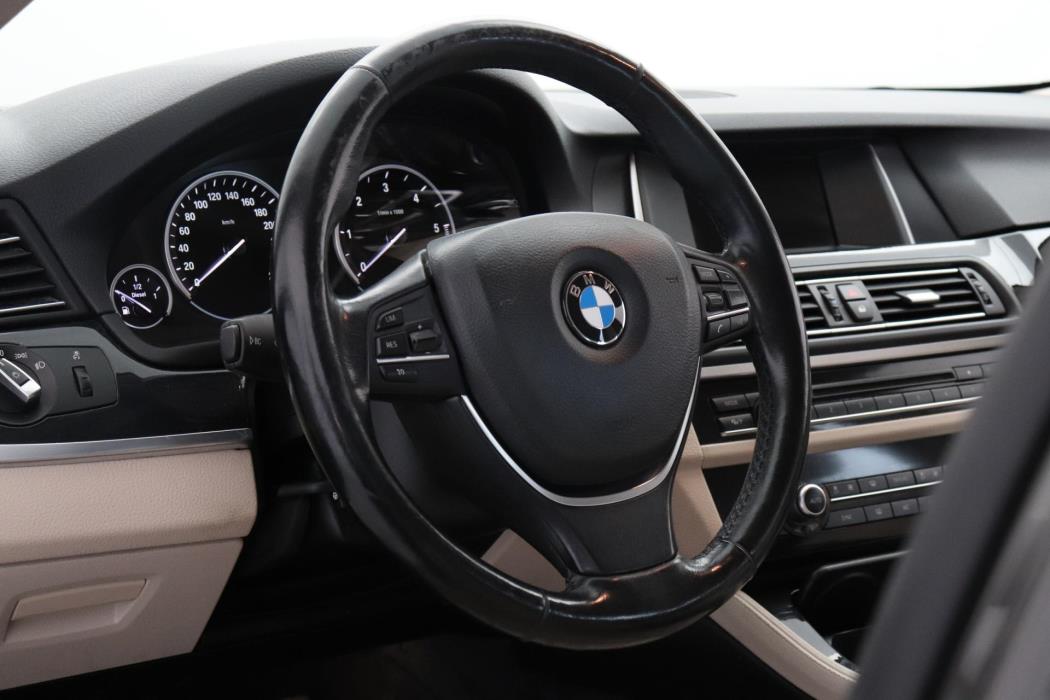 BMW 518 2016