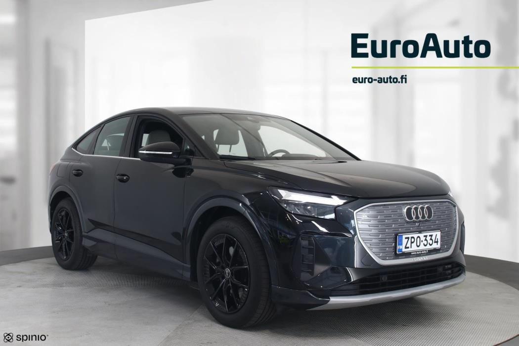 AUDI Q4 e-tron 2022