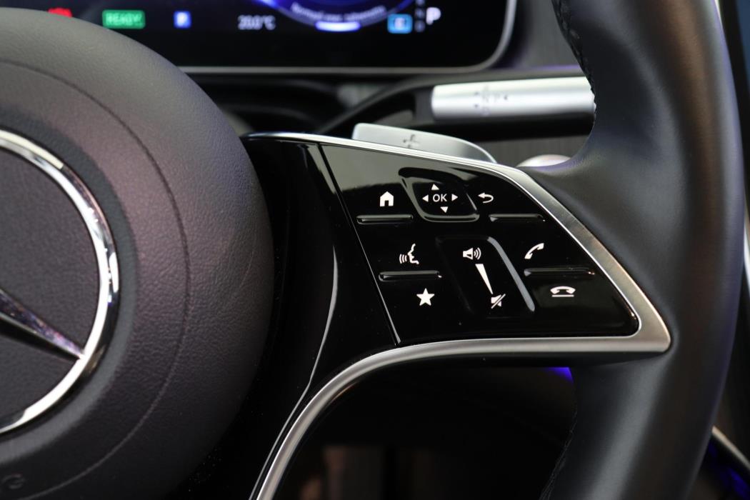 MERCEDES-BENZ EQS 2023