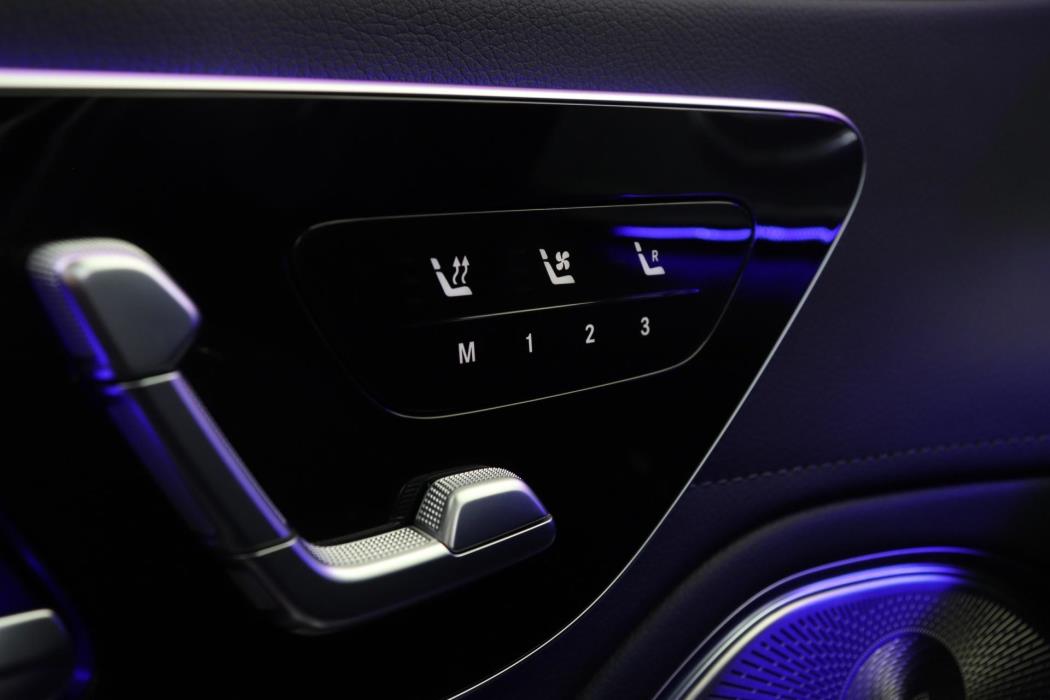 MERCEDES-BENZ EQS 2023