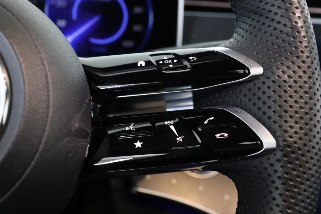 MERCEDES-BENZ EQE SUV 2024