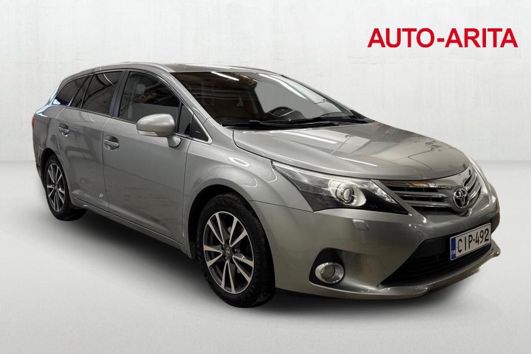 Toyota Avensis 2012