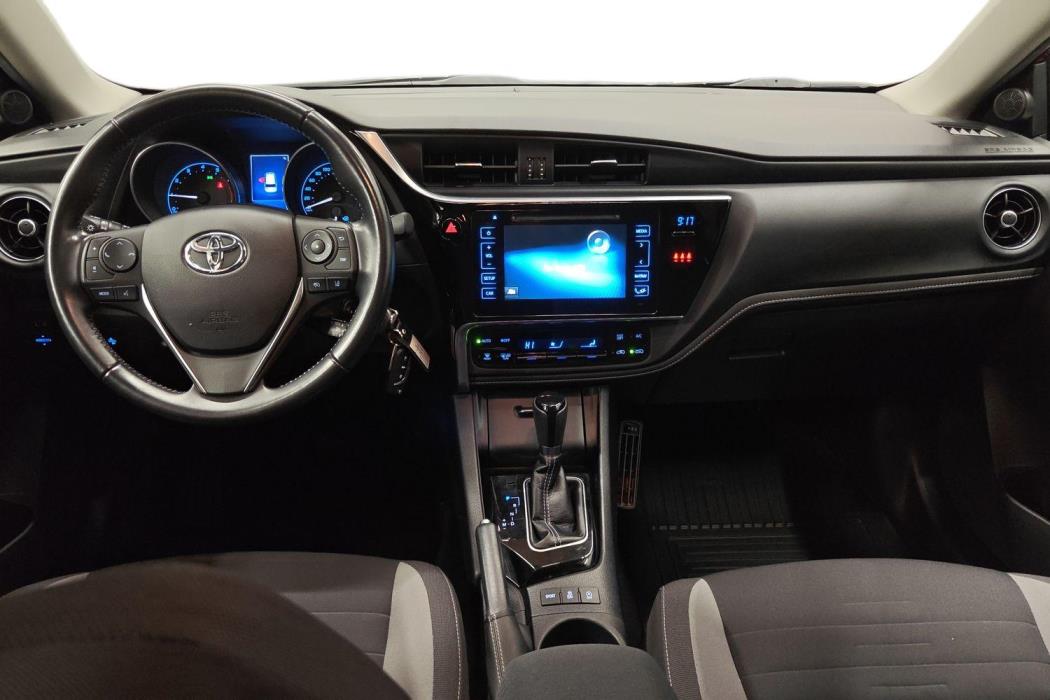 TOYOTA AURIS 2018