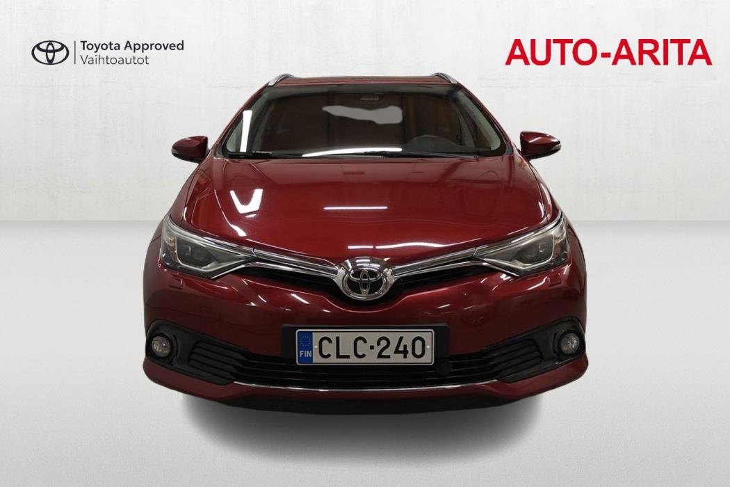 TOYOTA AURIS 2018