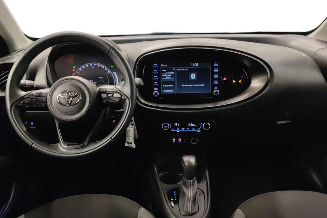 TOYOTA Aygo X 2024