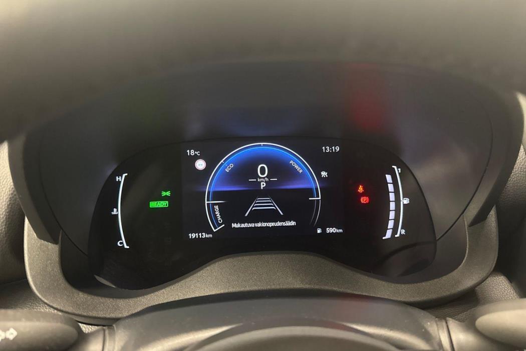 TOYOTA Yaris Cross 2025