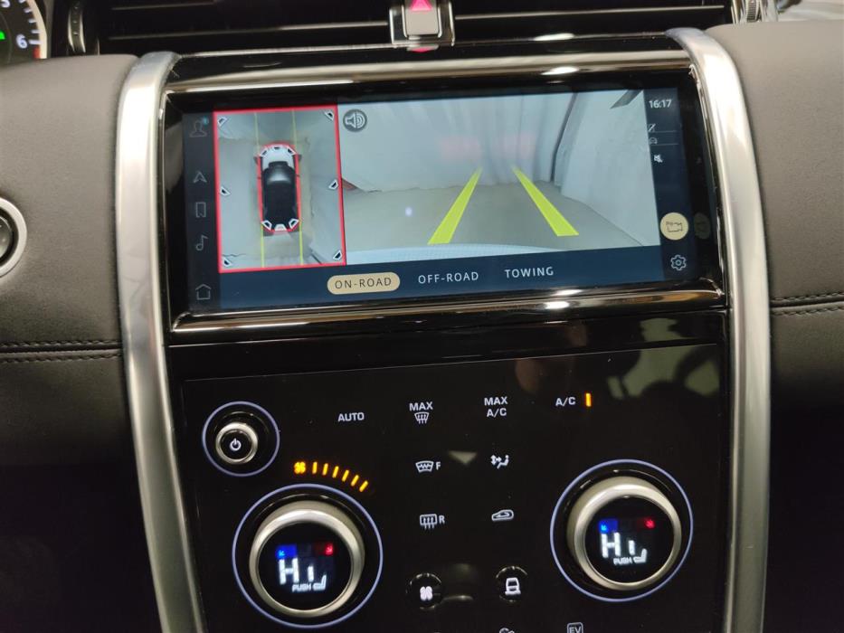 Land Rover Discovery Sport 2021