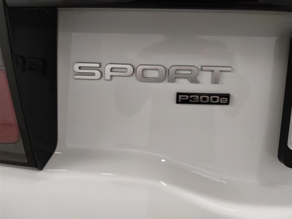 Land Rover Discovery Sport 2021