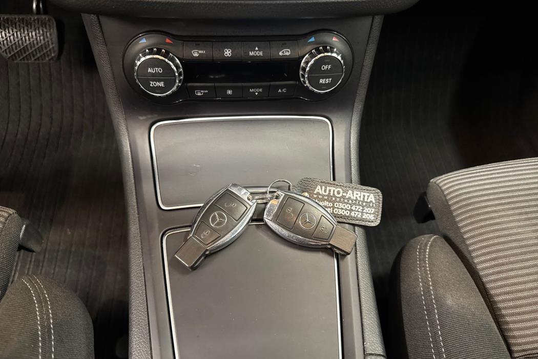 MERCEDES-BENZ B 2016