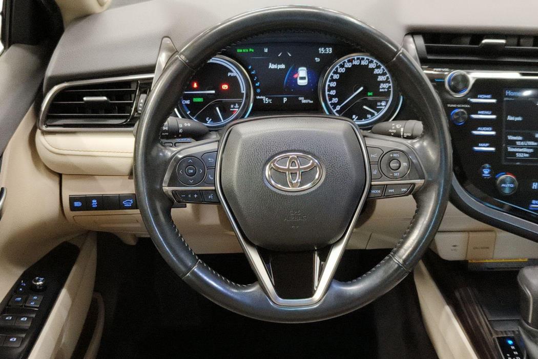 Toyota Camry 2019