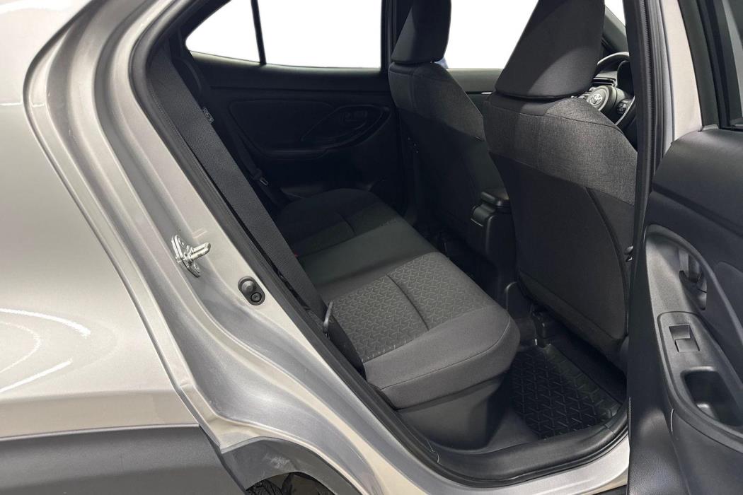 TOYOTA Yaris Cross 2023