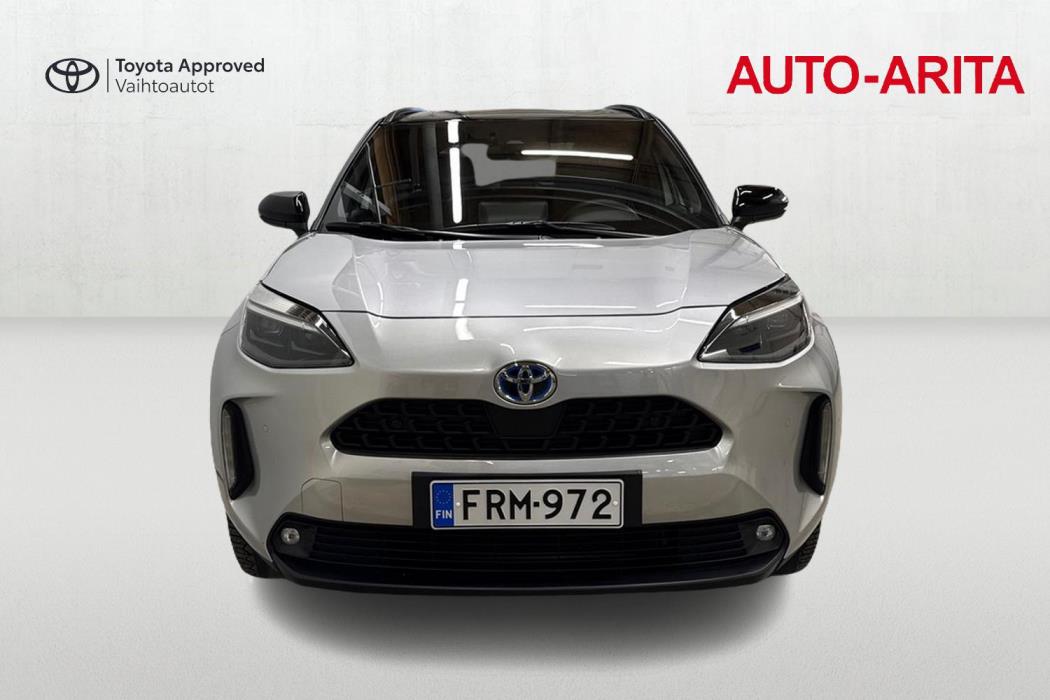 TOYOTA Yaris Cross 2023