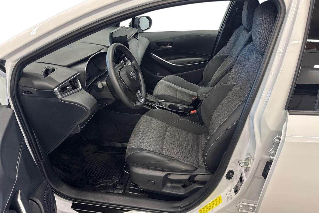 TOYOTA COROLLA 2025