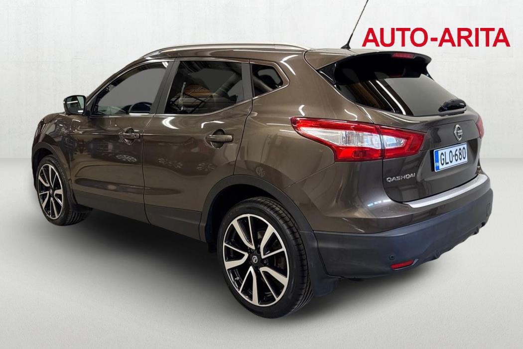NISSAN Qashqai 2015