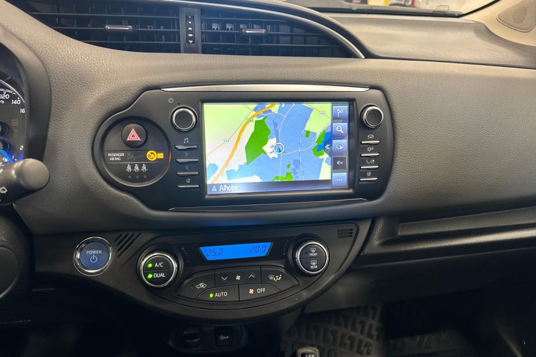 TOYOTA YARIS 2018
