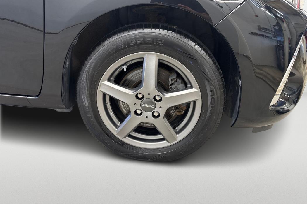 TOYOTA YARIS 2018