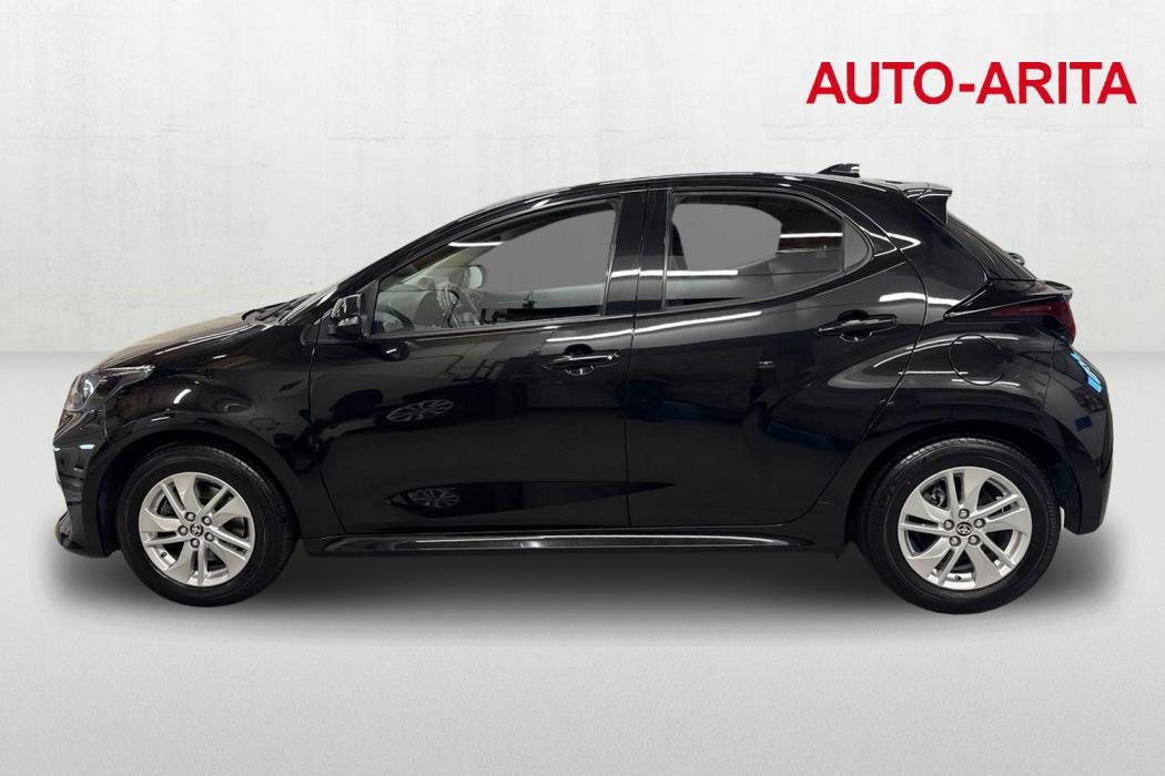 TOYOTA YARIS 2023