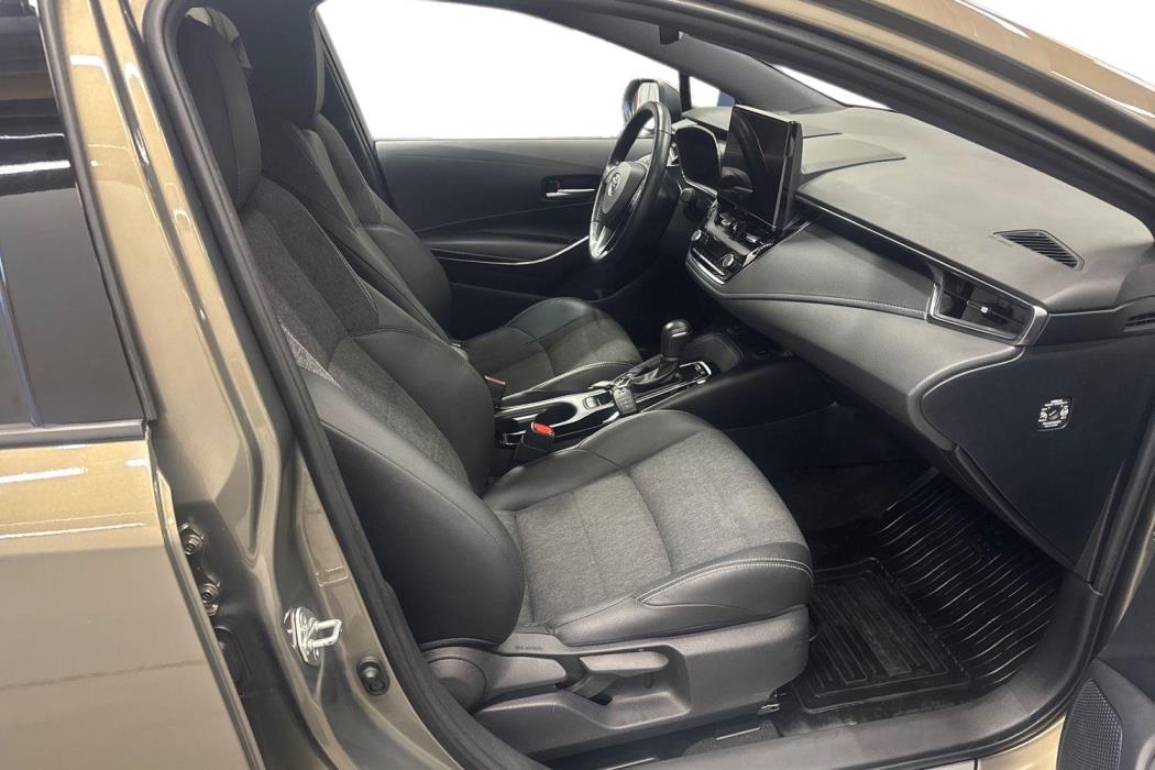 TOYOTA COROLLA 2023