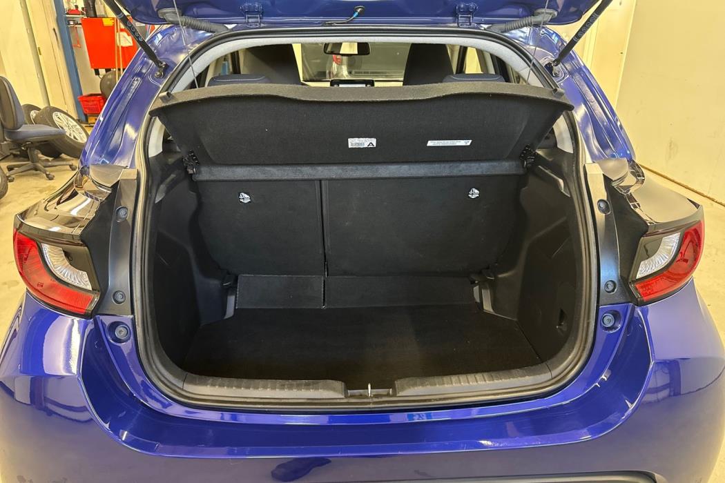 TOYOTA YARIS 2020