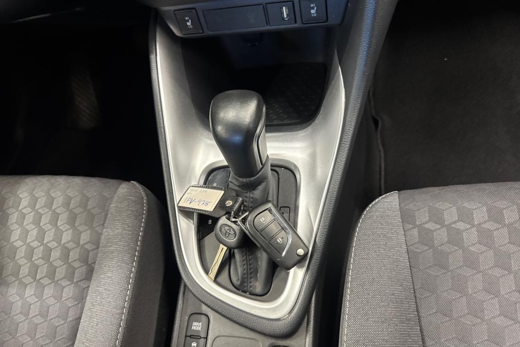 TOYOTA YARIS 2020