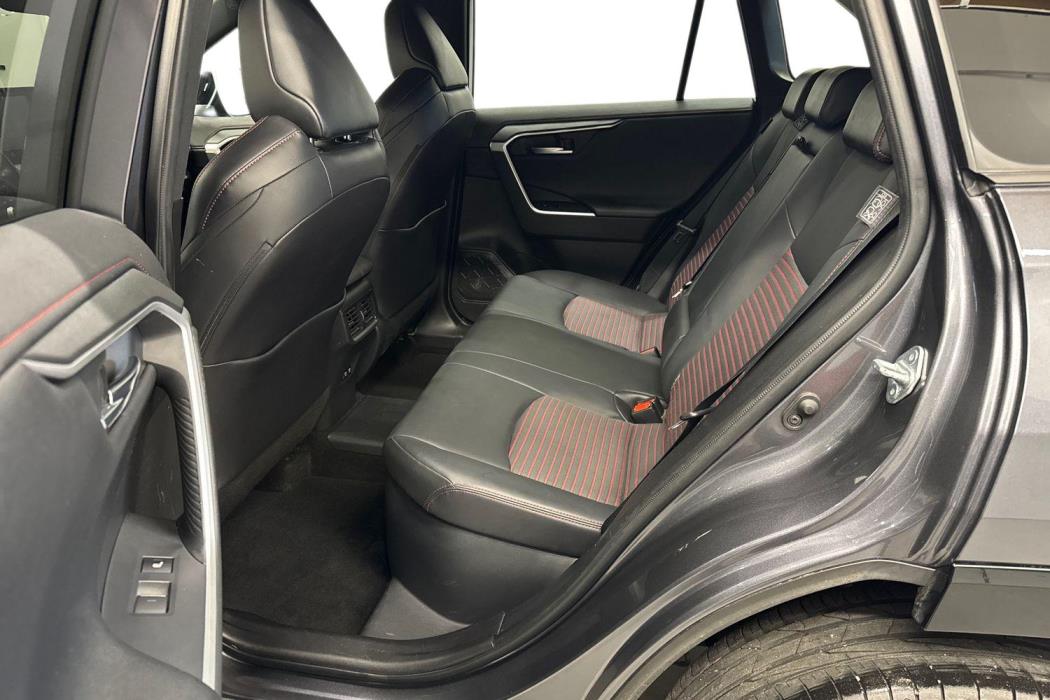 Toyota RAV4 Plug-in 2021