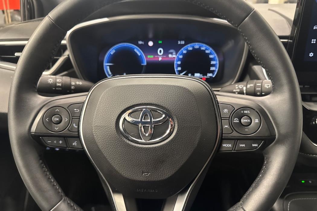 TOYOTA COROLLA 2025