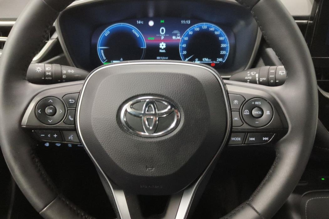 TOYOTA COROLLA 2025