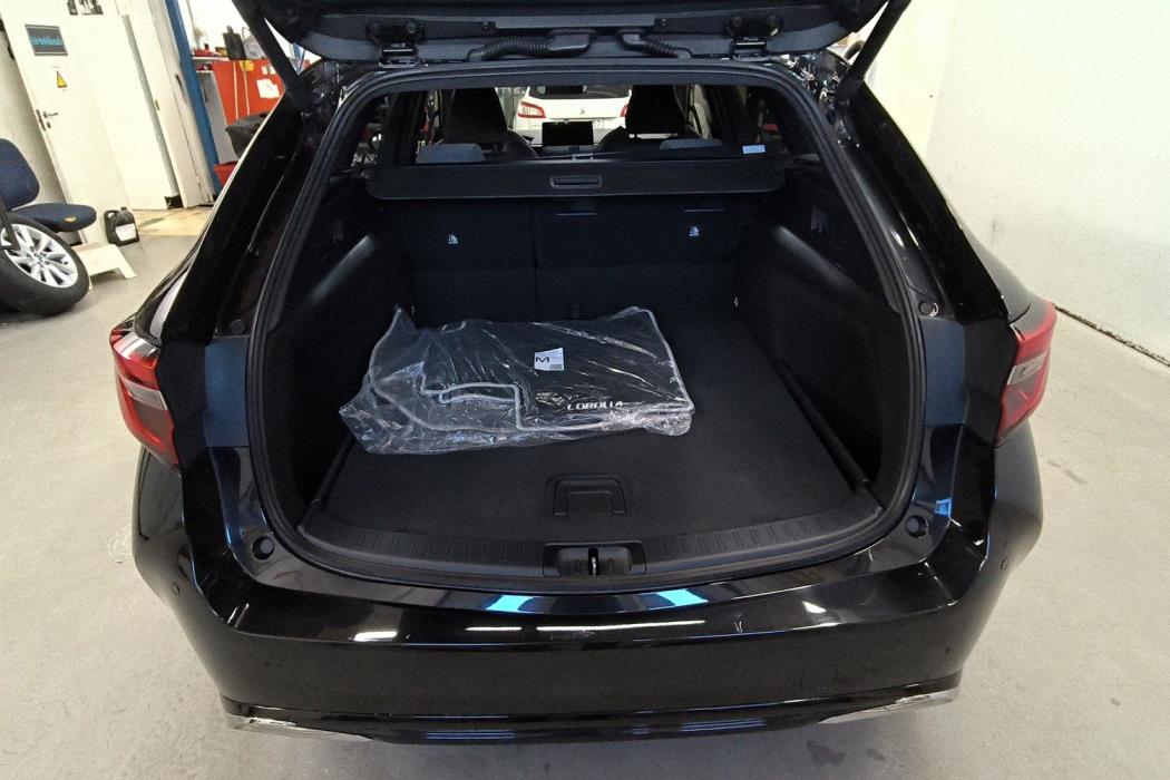 TOYOTA COROLLA 2025