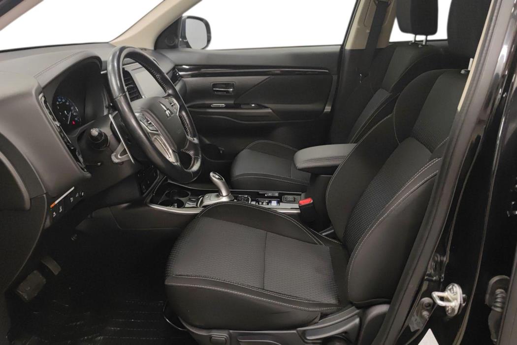 MITSUBISHI Outlander PHEV 2021