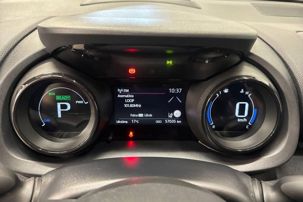 TOYOTA YARIS 2020