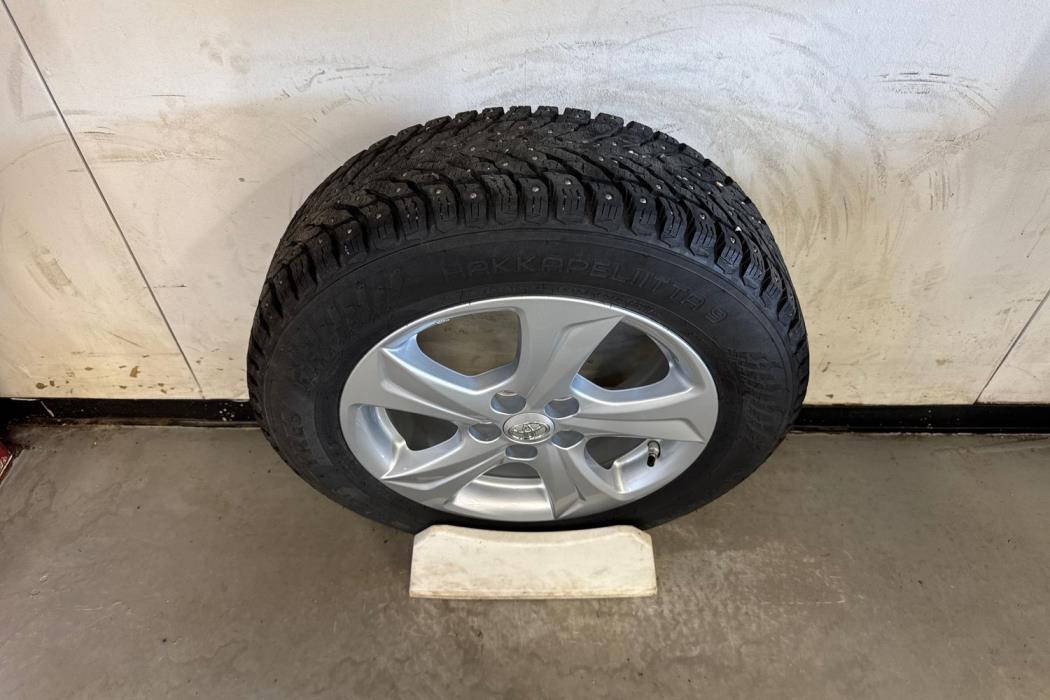 TOYOTA YARIS 2021